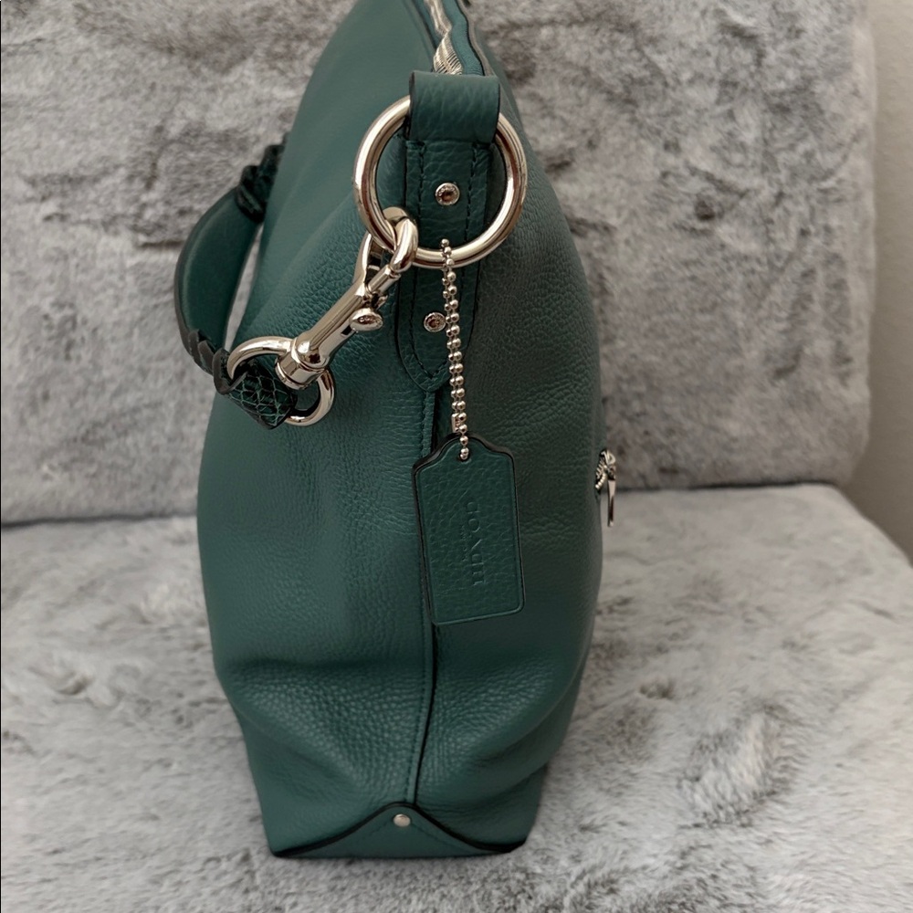 Coach Abby Duffle Hobo Shoulder/Crossbody bag in Coach Emerald Green - Picture 4 of 14